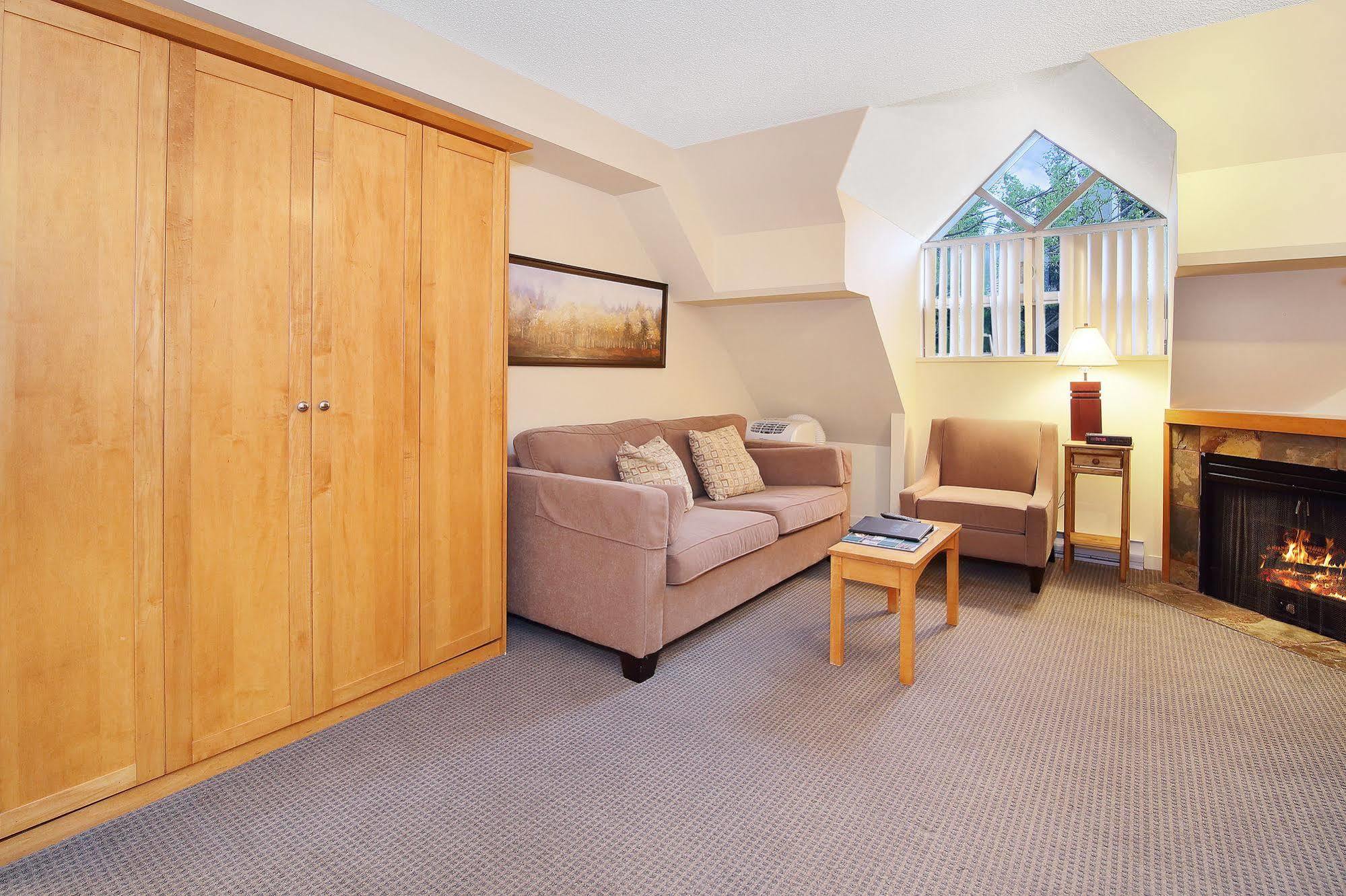 Village Centre By Elevate Vacations Apartamento Whistler